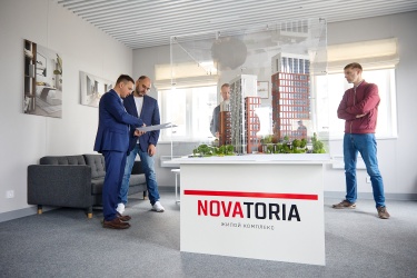 Глава Владивостока посетил стройплощадку жилого комплекса Novatoria